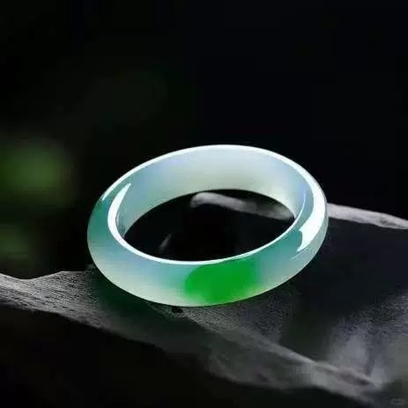 Lighting - Gelang giok Myanmar, jenis ice-waxy, bentuk